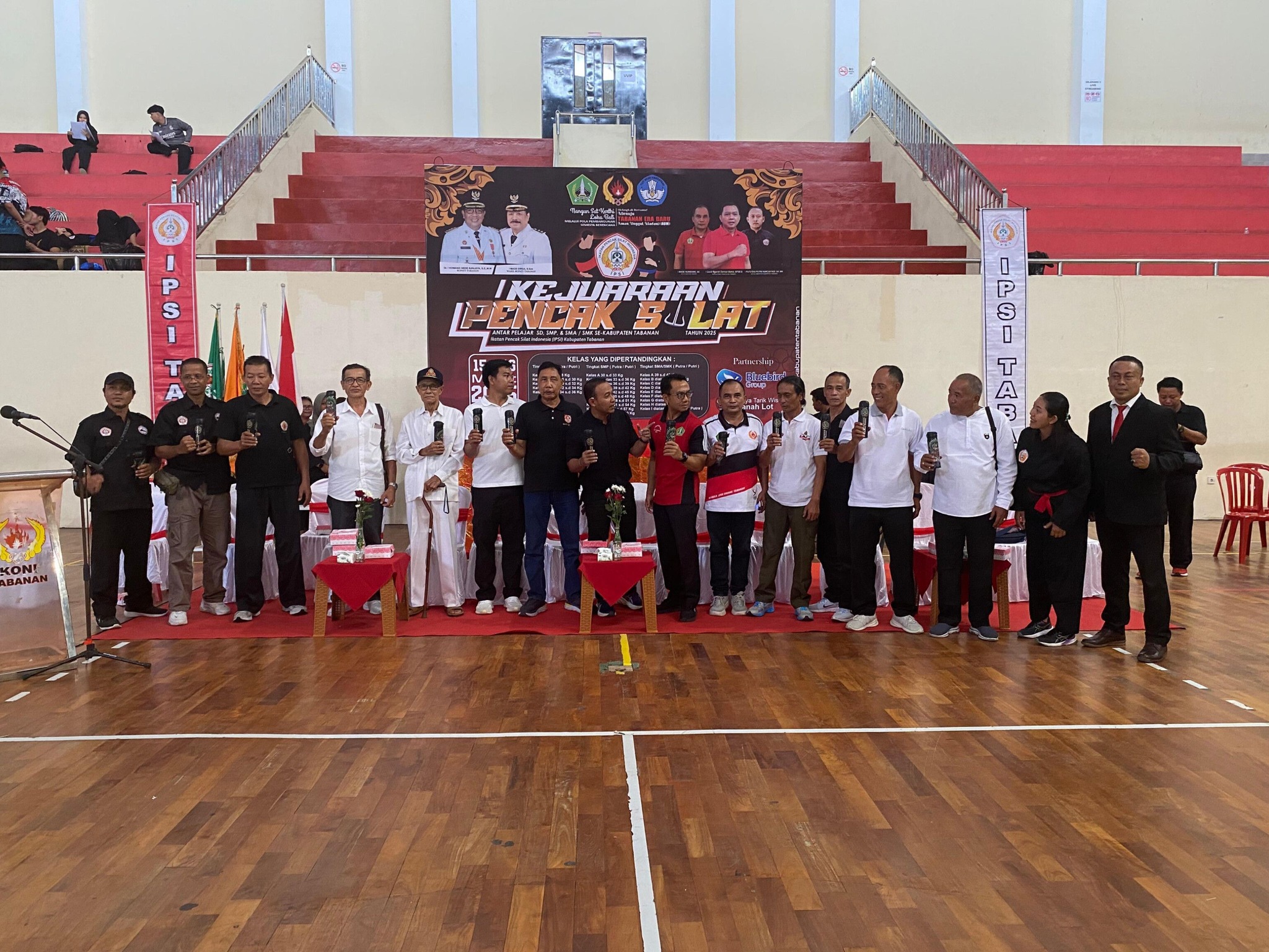 Ketua KONI Tabanan Hadiri Kejuaraan Pencak Silat Antar Pelajar Di GOR Debes Tabanan