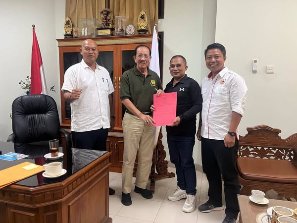 Ketua KONI Tabanan Lakukan Koordinasi Teknis Porprov 2025 dan Serahkan Berkas KONI Bali Card Atlet/Pelatih ke KONI Provinsi