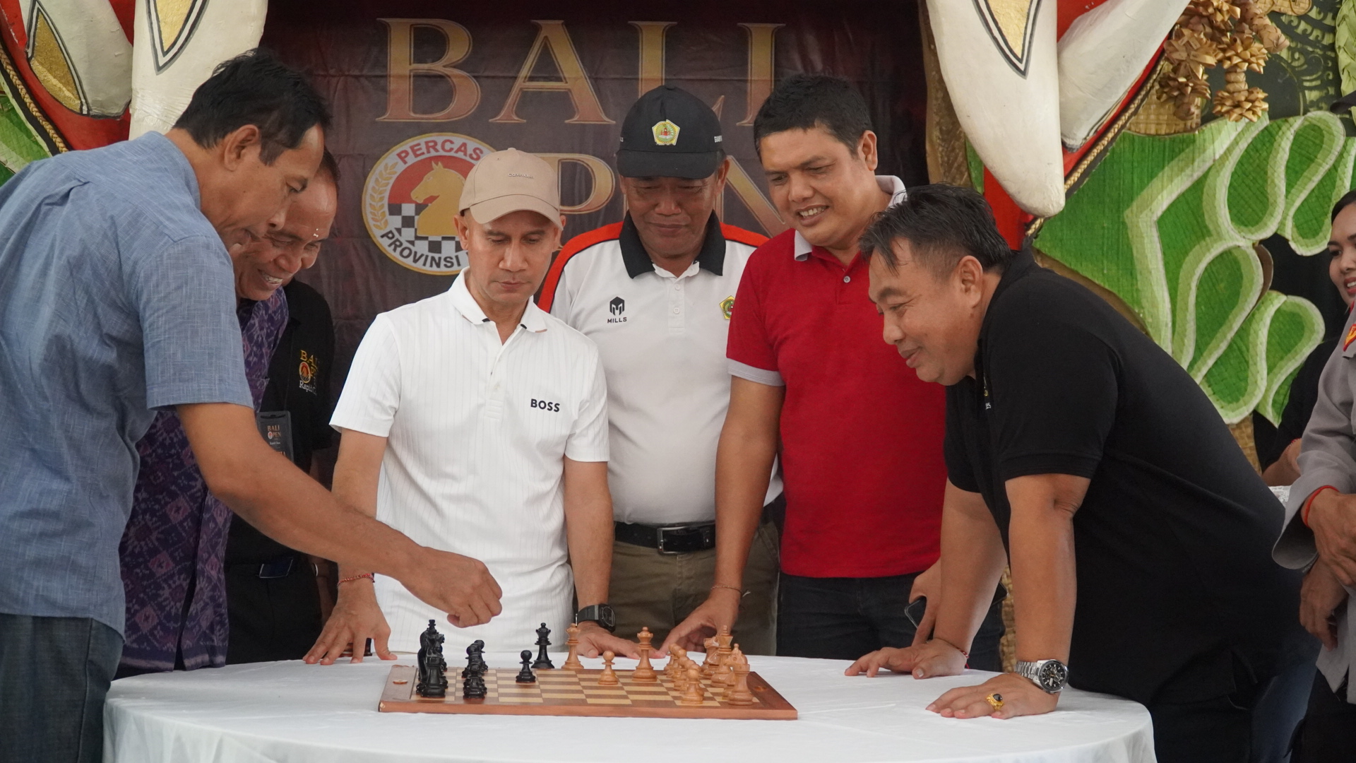 Ketua KONI Tabanan Hadiri Pembukaan Bali Open Rapid Chess 2026 di Blangsinga Gianyar